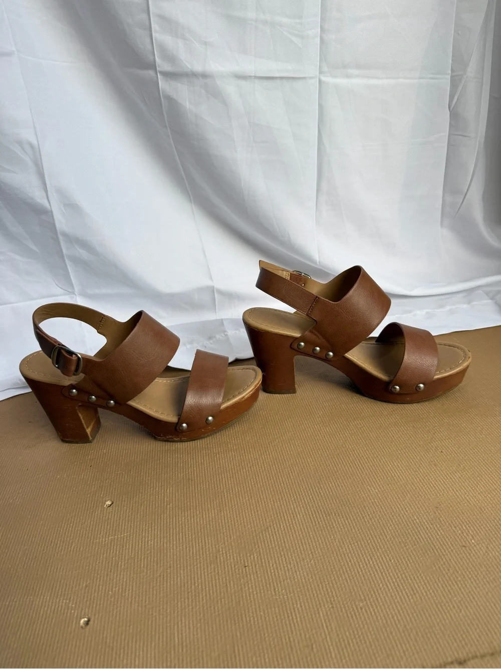 Women's Brown Platform Leather Sandal Heels